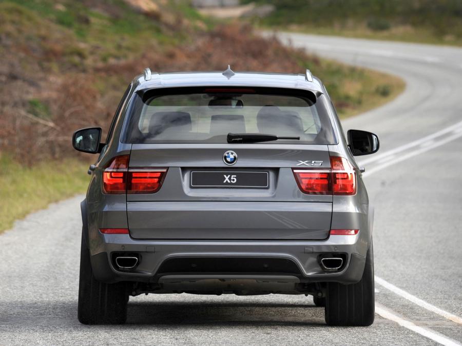  BMW X5 xDrive 5.0i 2010 года  (ZA) (фото 11 из 16)